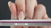 Jak usunąć lakier hybrydowy z paznokci: przewodnik krok po kroku